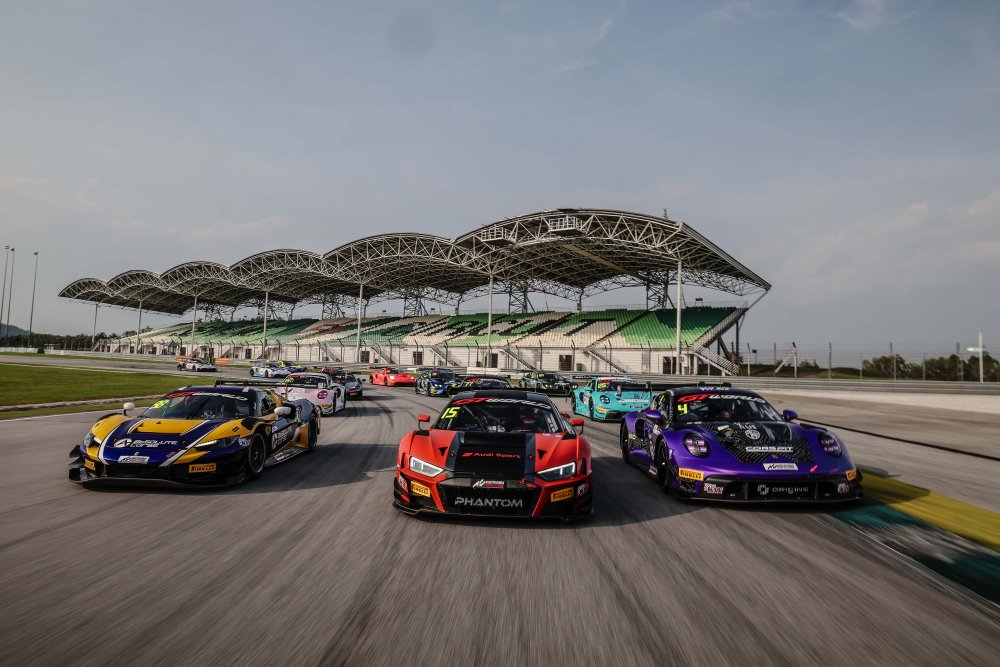 2026 GT World Challenge Asia photo 2