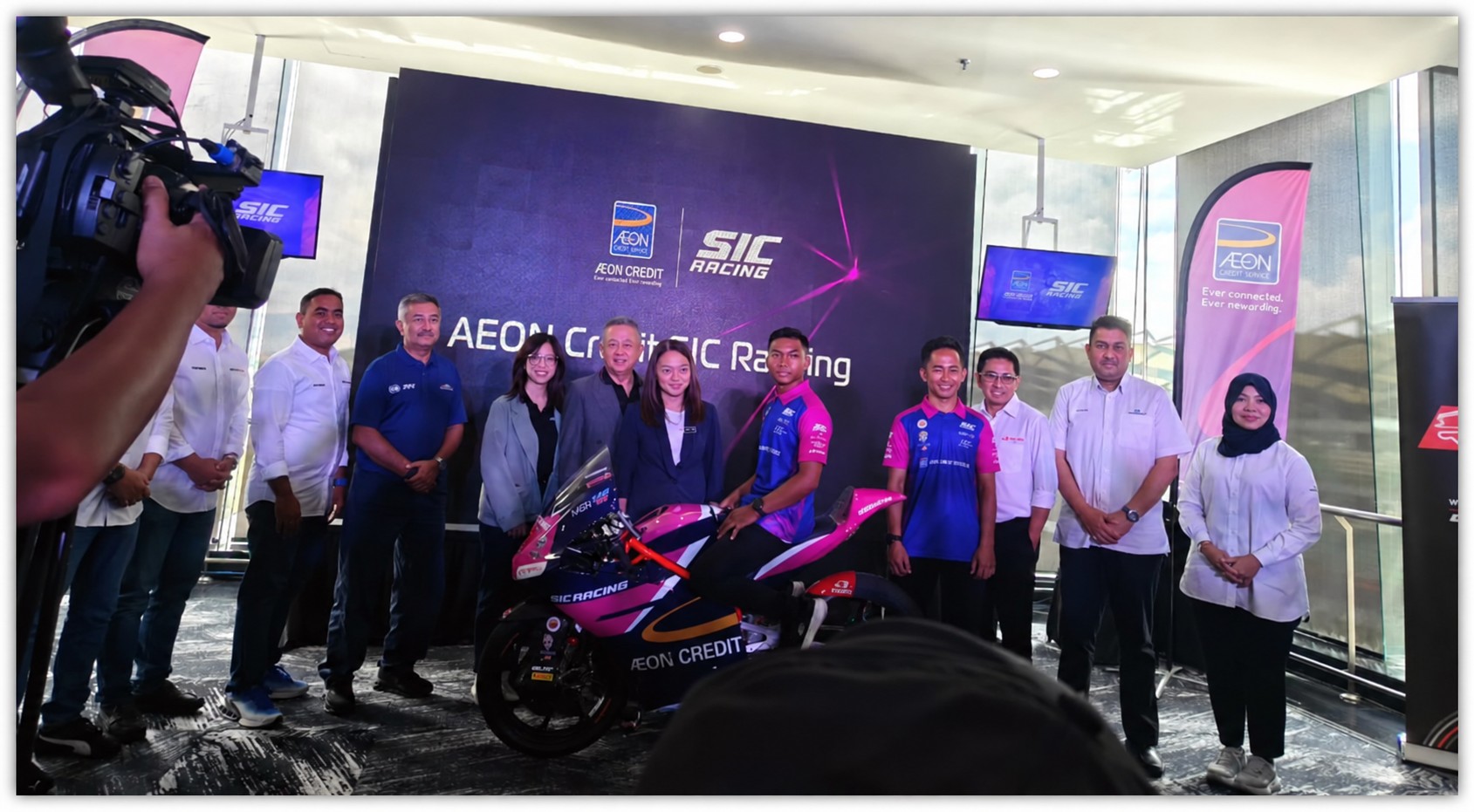Hakim Danish 2025 Moto3 Wildcard Sponsorship photo 5